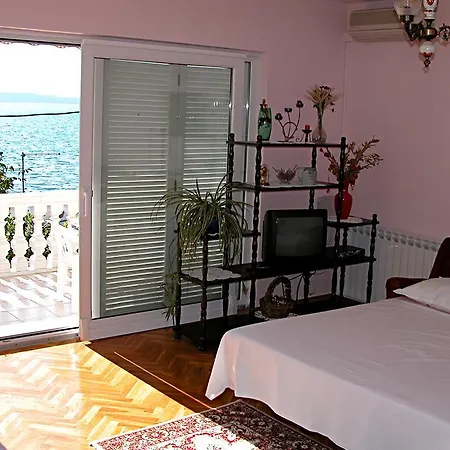 Lägenhet Edi + Minja