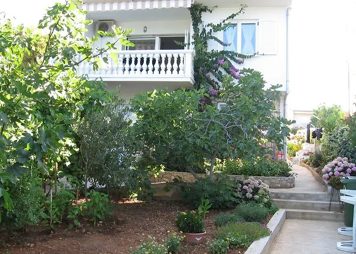 Edi + Minja Apartamento